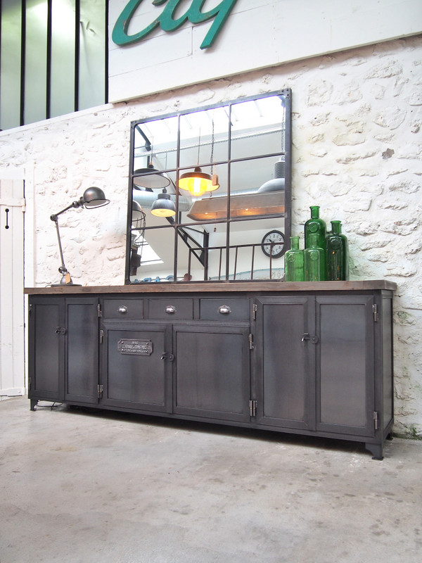 Lire la suite à propos de l’article Meubles industriel pour un intérieur tendance