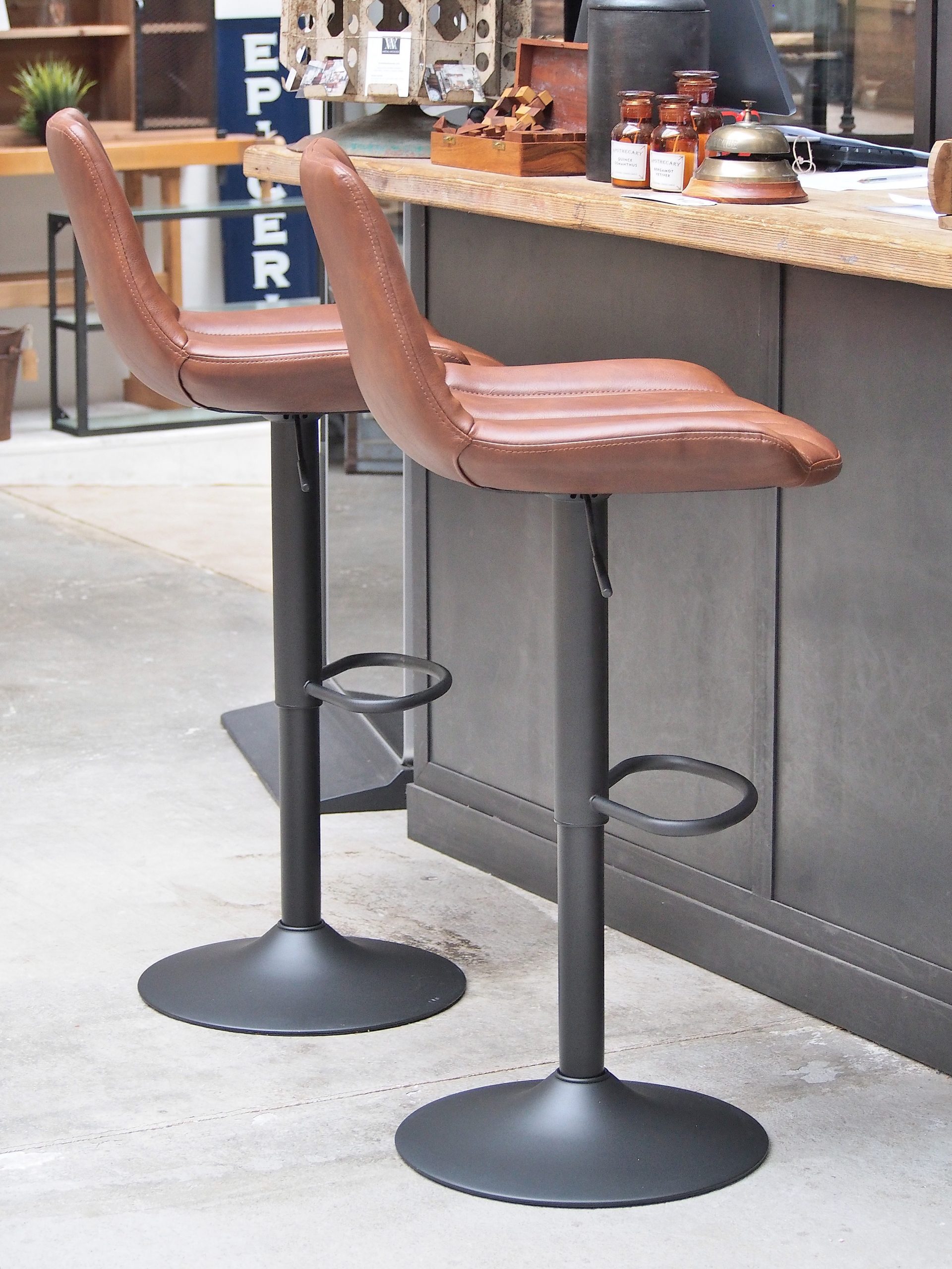 Tabouret de bar industriel