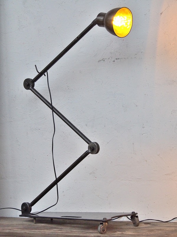 Lampe de garage Desvil