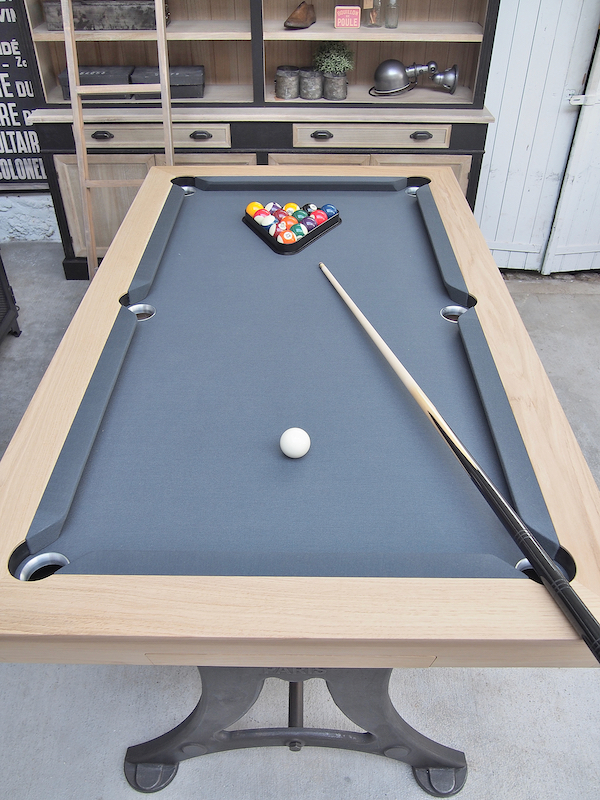 Billard industriel avec piétement en fonte - Metal and Woods